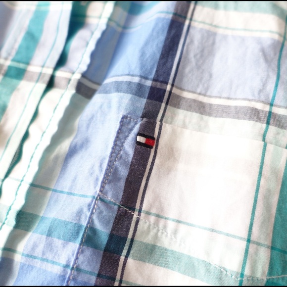 Tommy Hilfiger Vintage Plaid Button Down - Picture 3 of 5